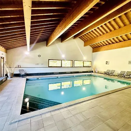 Les 3 Vallees, Montagnard Avec Et Piscine Apartment
