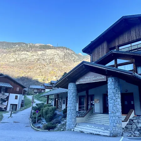 Les 3 Vallees, Montagnard Avec Et Piscine *