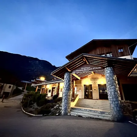Apartment Les 3 Vallees, Montagnard Avec Et Piscine *